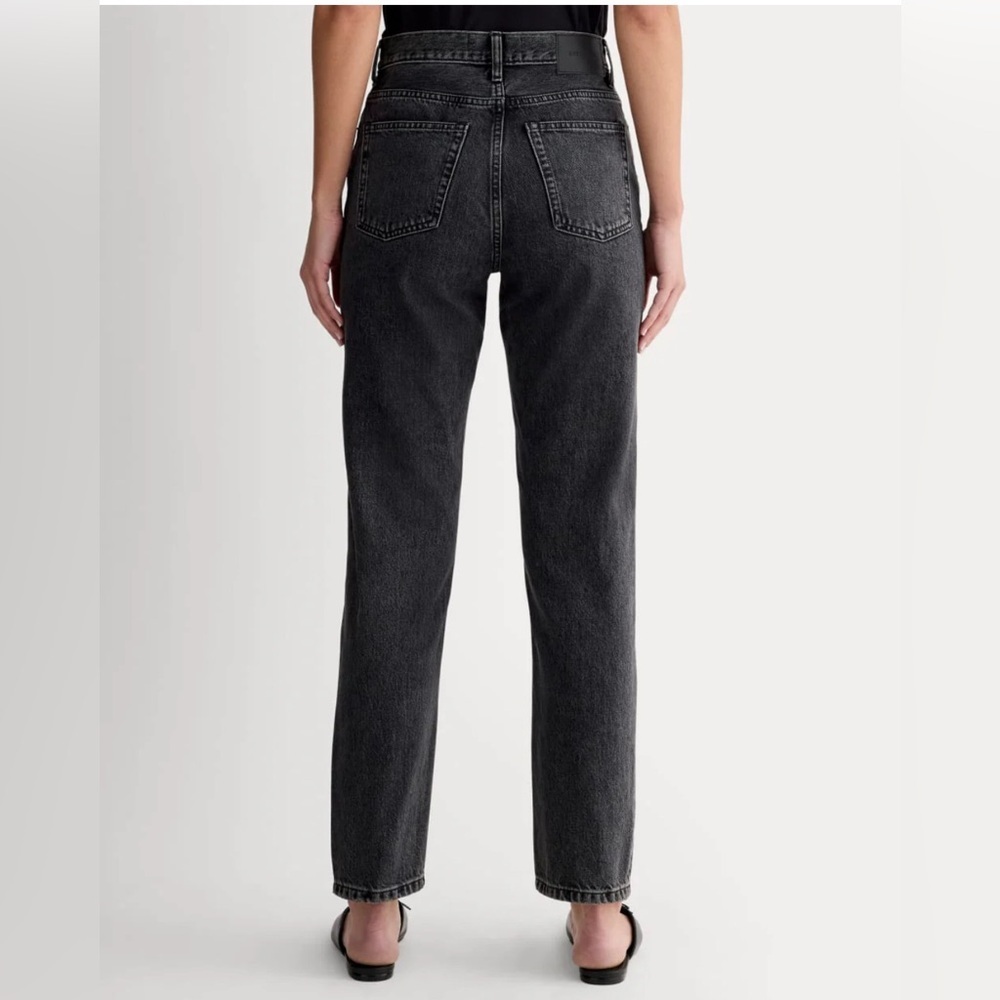 Everlane The Curvy 90s Cheeky Straight Jeans - Picture 6 of 14